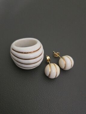 Milor 14K Solid Gold Striped Ring and Stud Earring Set
